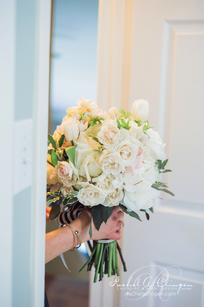 White-Wedding-Flowers-Bouquet