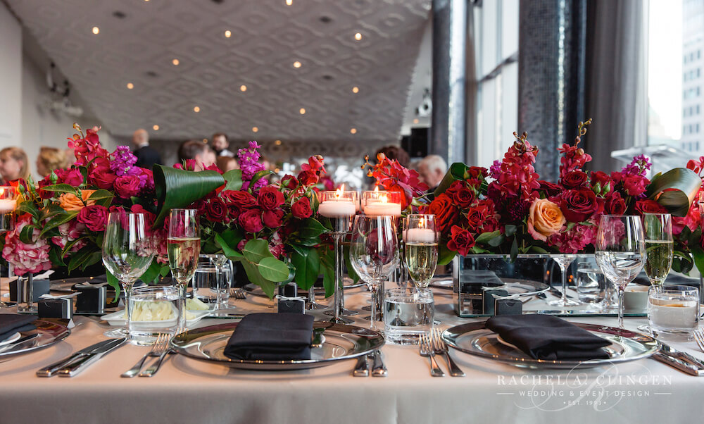 head-table-flowers-decor-candles