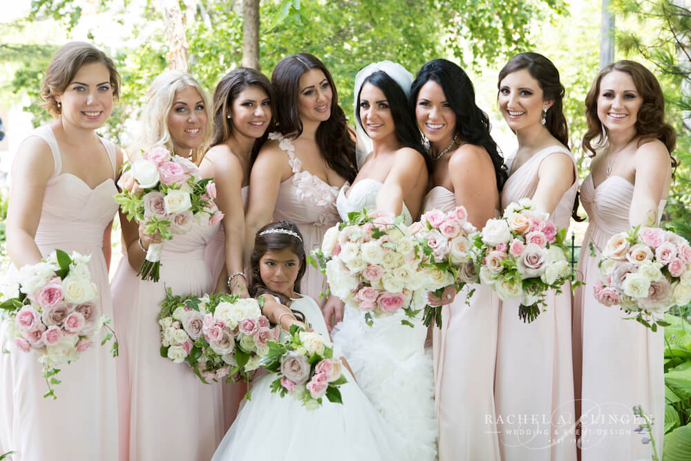 soft-pink-grden-wedding-flowers-rachel-clingen