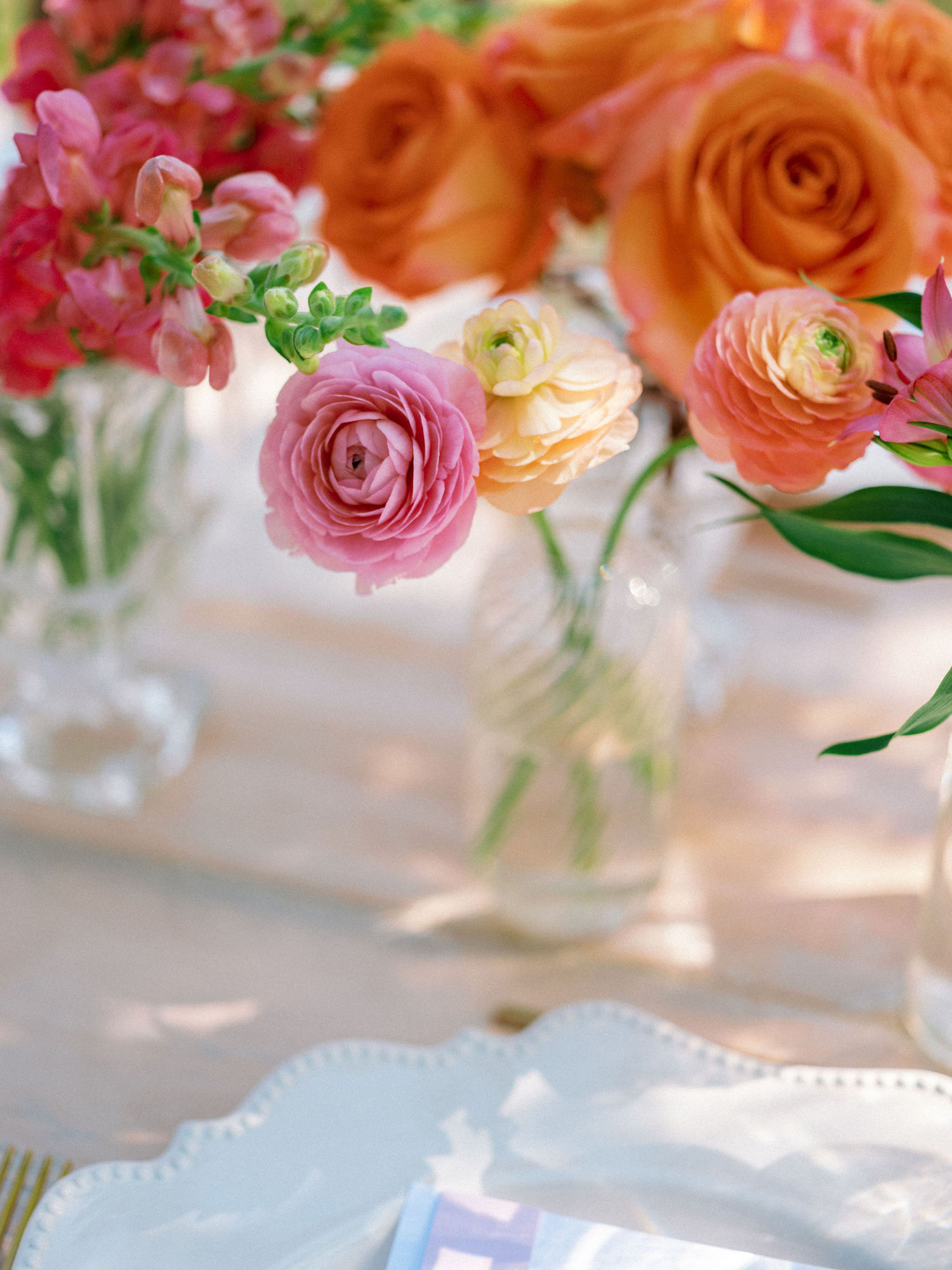 coral wedding flowers tabletop