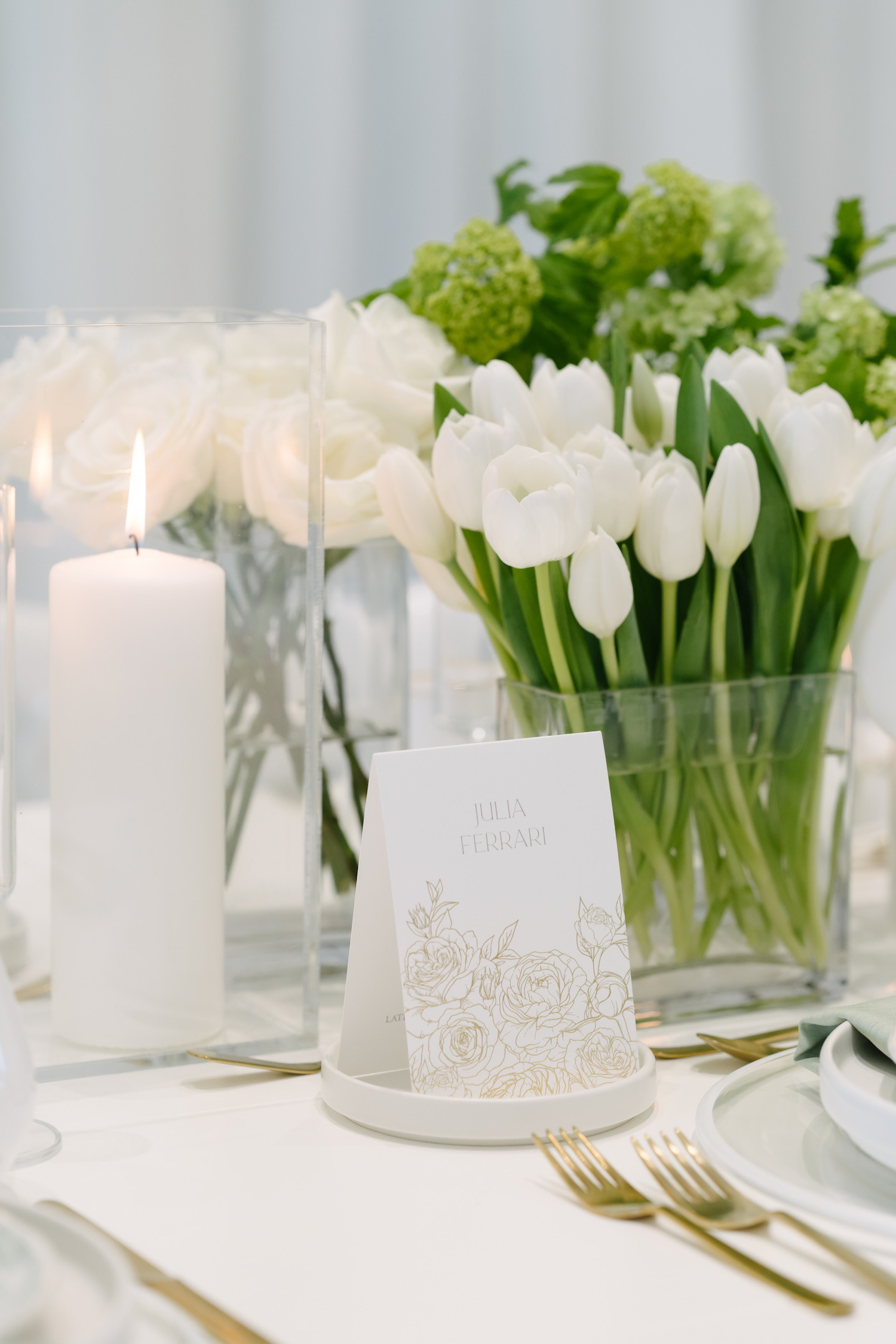 white tulips modern wedding ideas