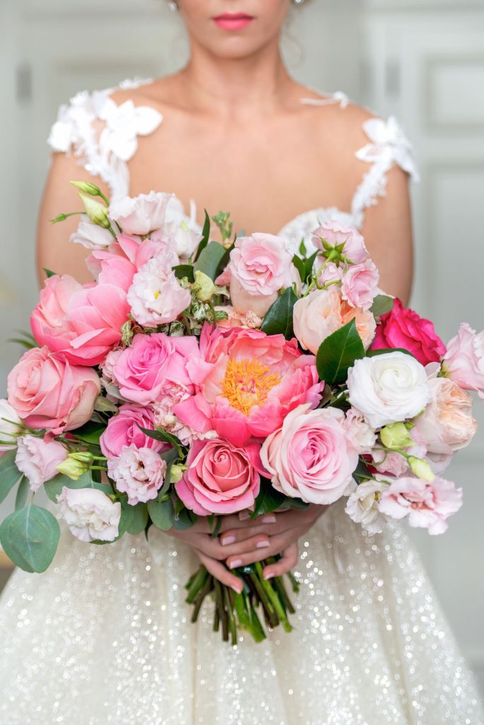 coral pink bridal bouquet