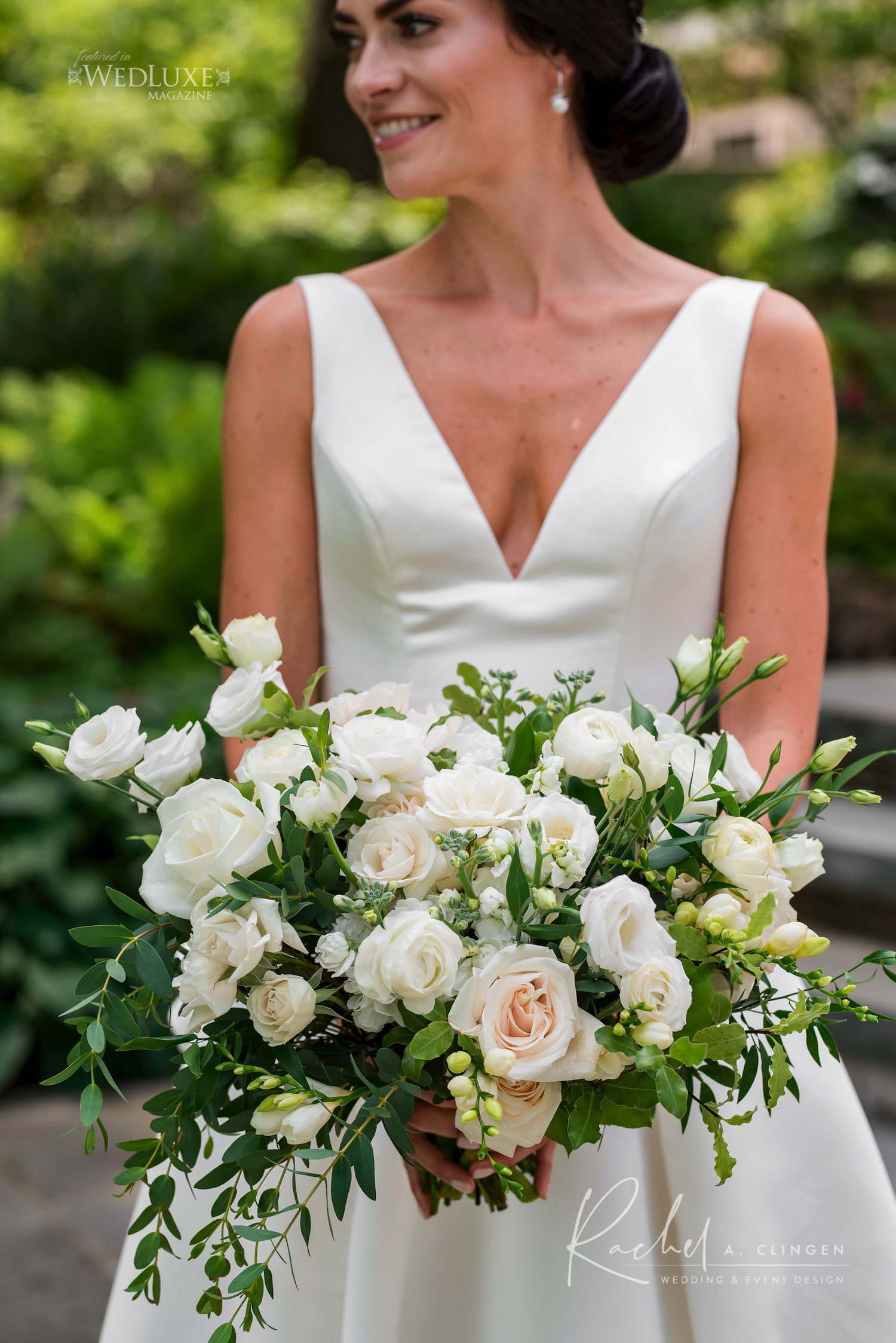 white green bridal bouquet