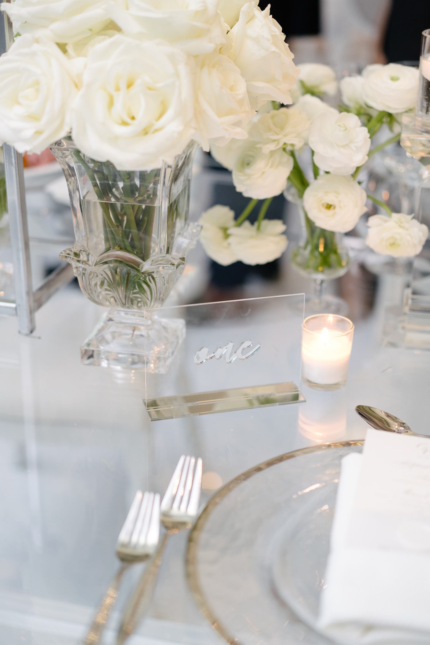 deconstructed white centrepieces