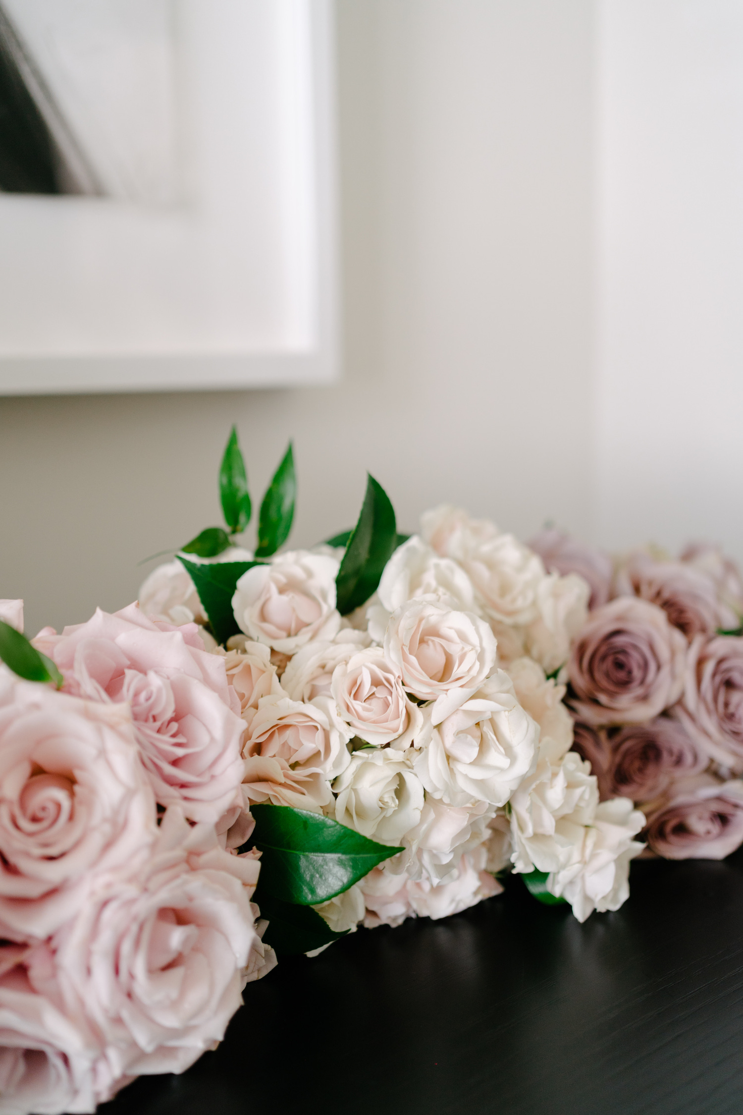 modern wedding flowers