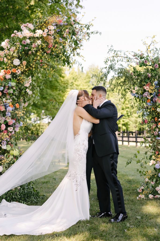 Juliana And Anthonys' Beautiful Barn Wedding At Braestone - Rachel A ...