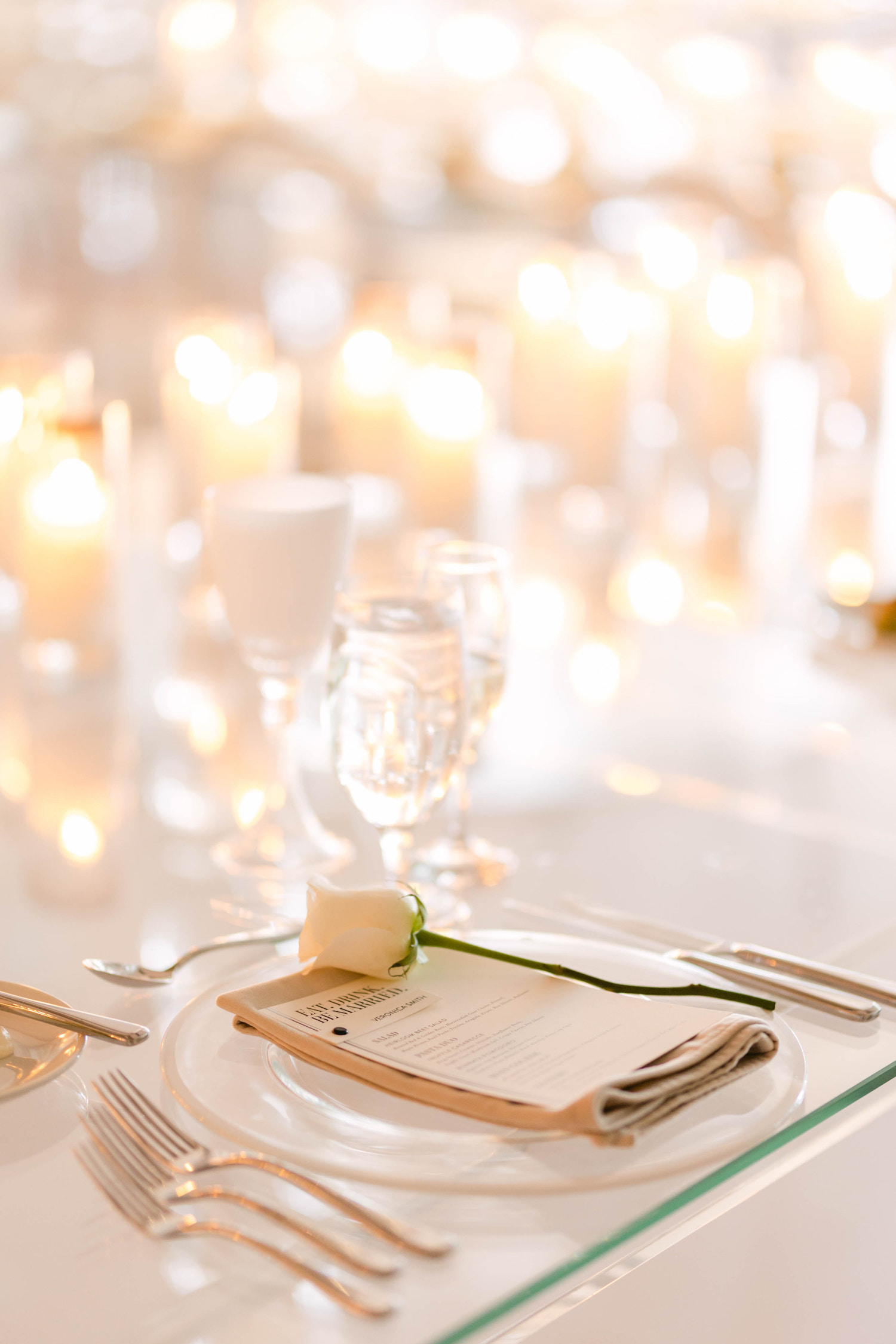modern white placesetting