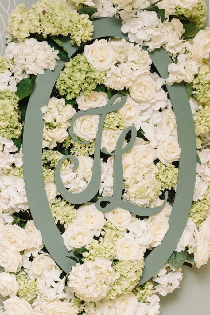 green white wedding flowers