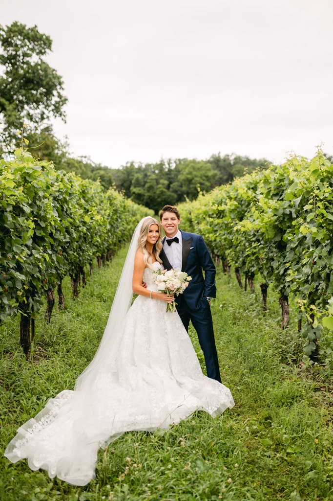 canadian vineyard weddings