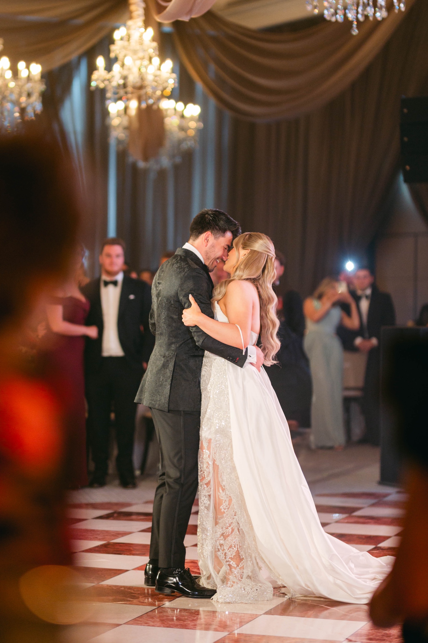 nick caitlin first dance